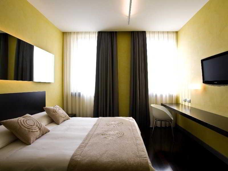 Eos Hotel Lecce Exterior foto