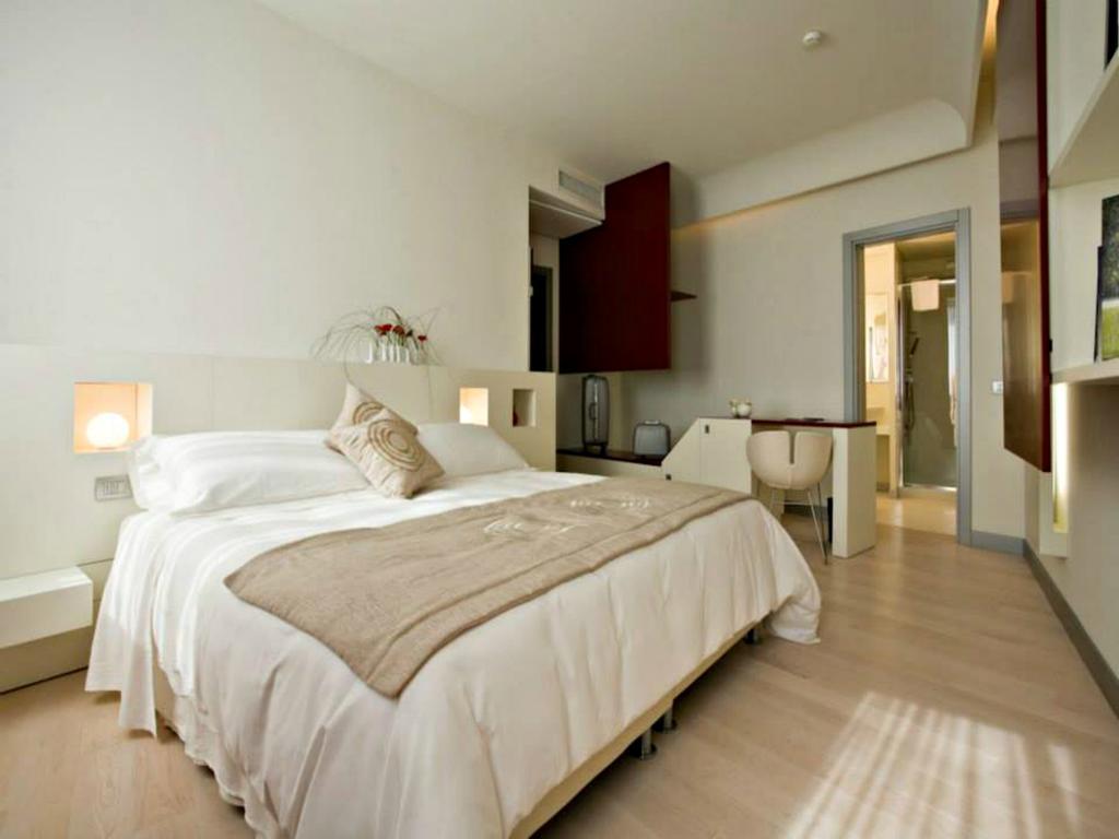 Eos Hotel Lecce Cameră foto